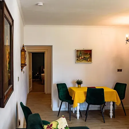 Sarada Boutique Guest house Deva